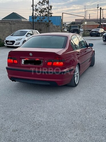 BMW 320-3