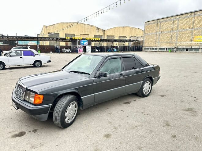 Mercedes 190-3