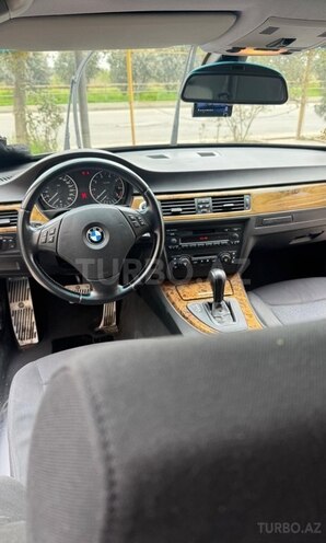 BMW 323-9