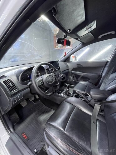 Hyundai i30-10