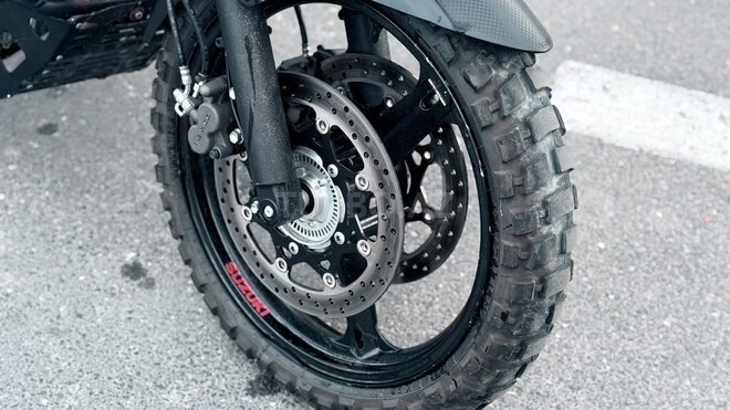 Suzuki V-Strom 650-7