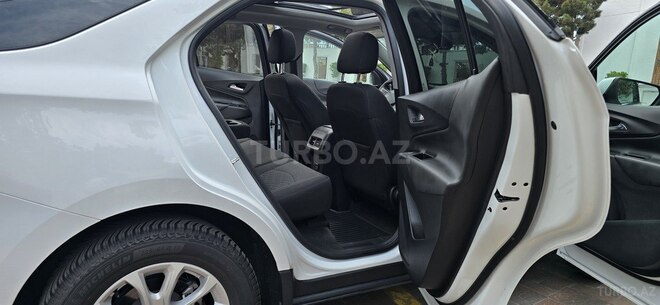 Chevrolet Equinox-3