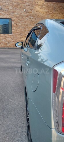 Toyota Prius-19