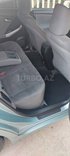 Toyota Prius-9