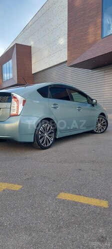 Toyota Prius-21