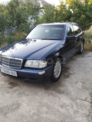 Mercedes C 180-8