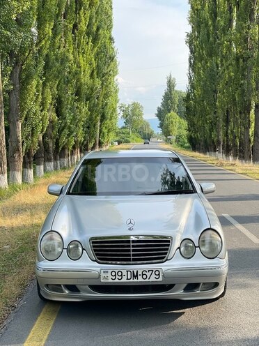Mercedes E 240-14