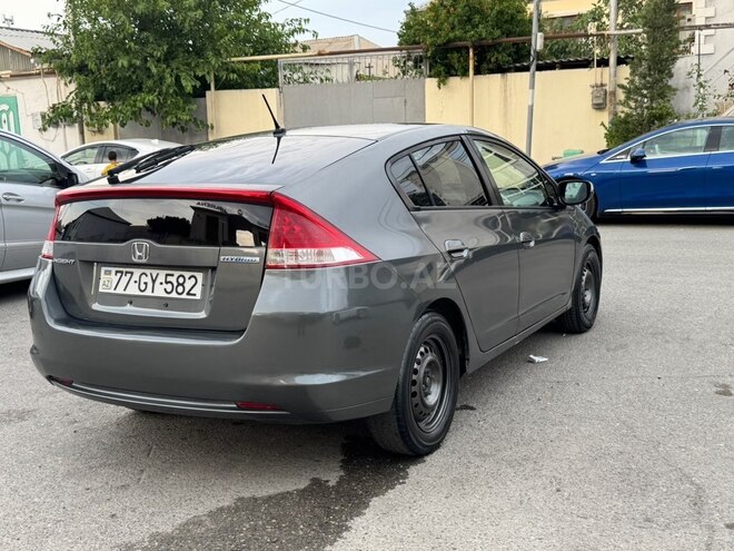 Honda Insight-4
