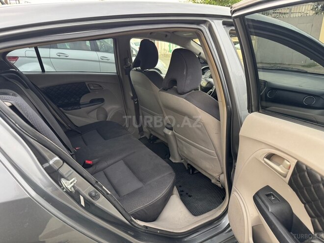Honda Insight-10