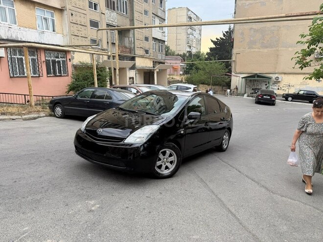Toyota Prius-9