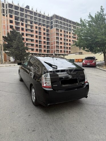 Toyota Prius-11