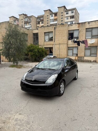 Toyota Prius-21