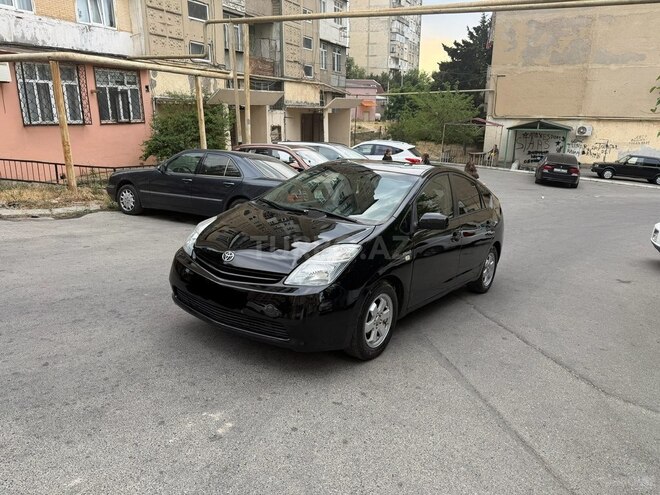 Toyota Prius-17