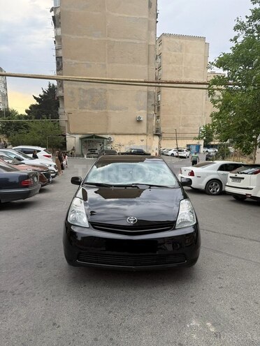 Toyota Prius-16