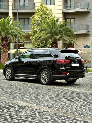 Kia Sorento-4