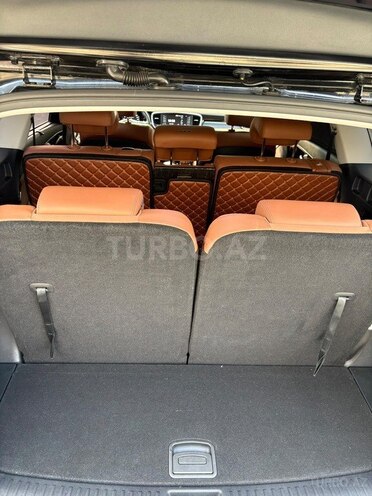 Kia Sorento-11