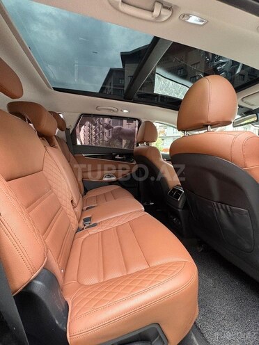 Kia Sorento-10
