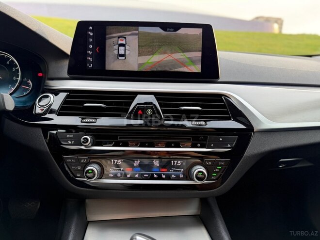 BMW 530-13