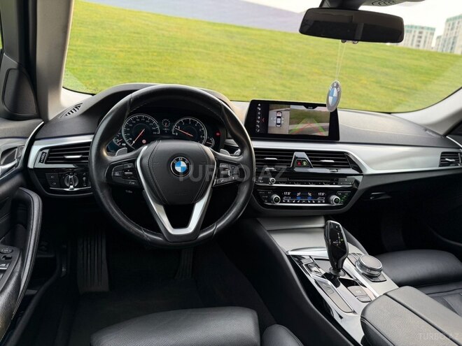 BMW 530-9
