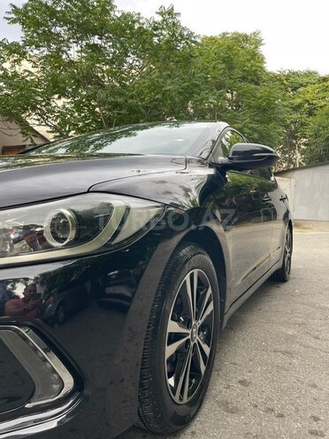Hyundai Avante-4