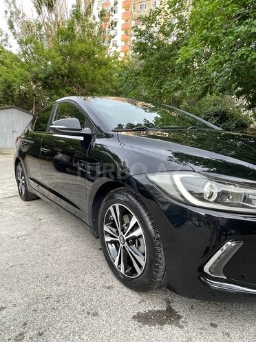 Hyundai Avante-6