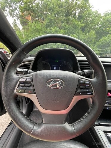 Hyundai Avante-14