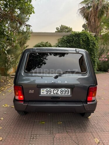 LADA (VAZ) Niva-5