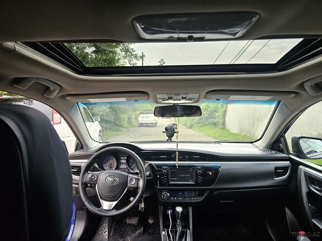 Toyota Corolla-9