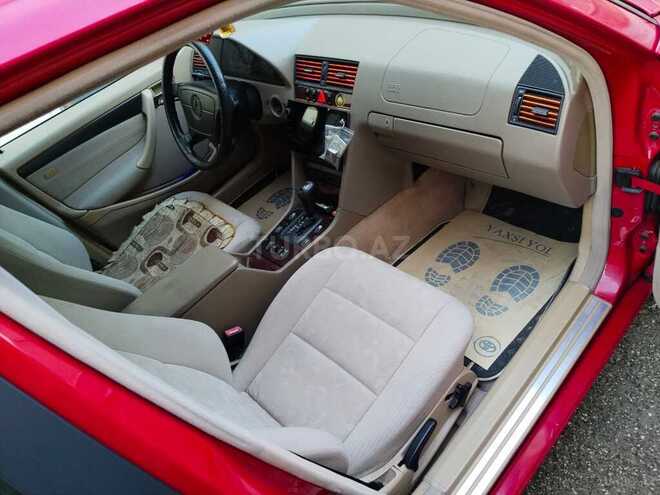 Mercedes C 200-12