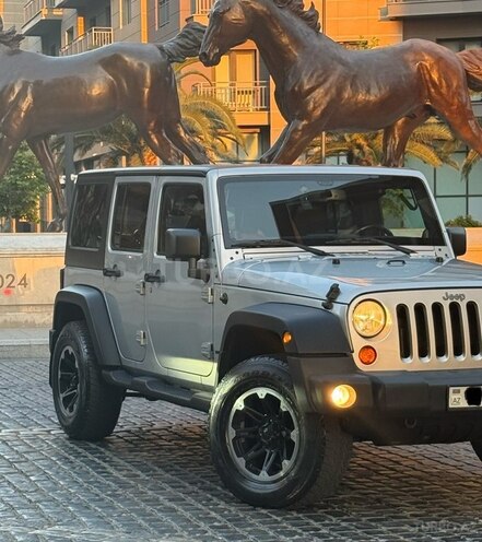 Jeep Wrangler-4