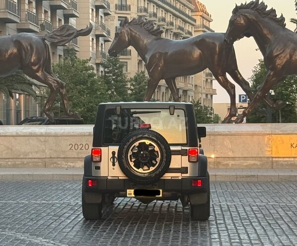 Jeep Wrangler-8