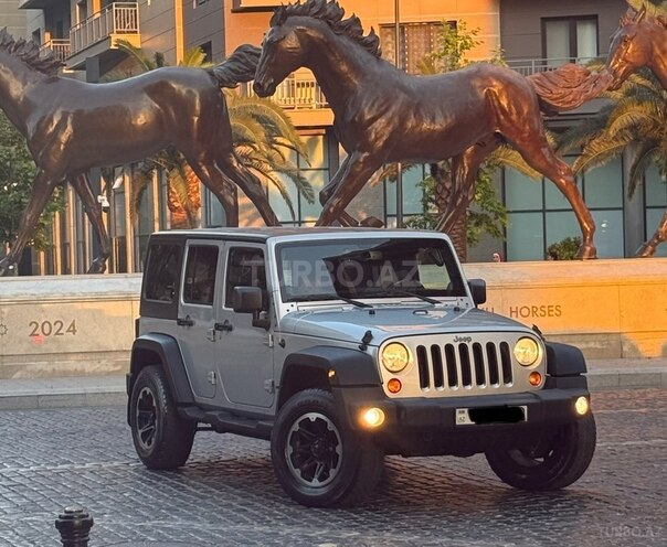 Jeep Wrangler-5
