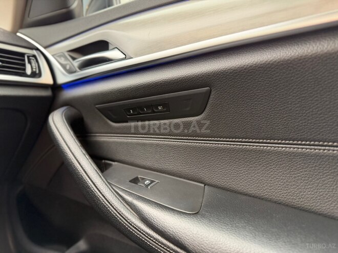 BMW 530-21