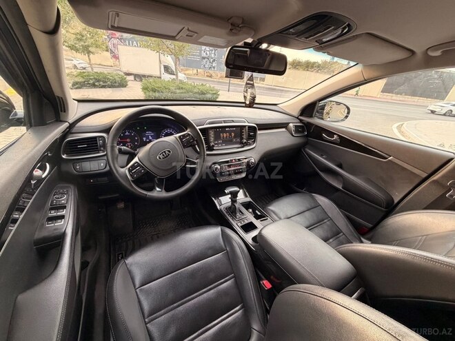 Kia Sorento-7