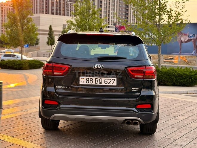 Kia Sorento-5