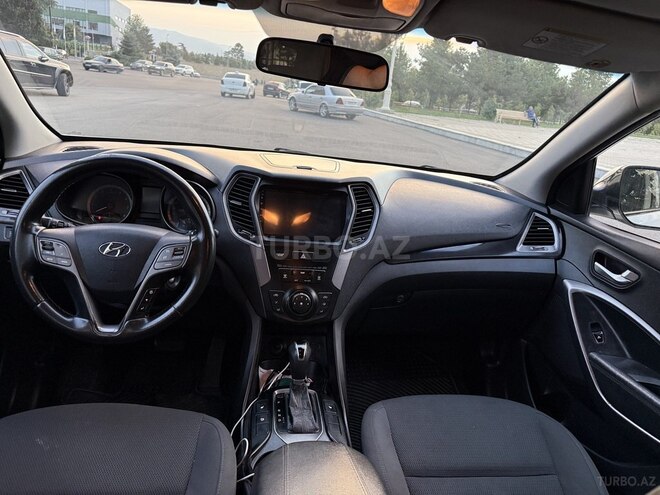 Hyundai Santa Fe-6
