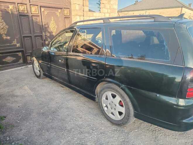 Opel Vectra-5