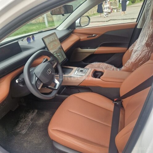 Changan Qiyuan A05-12