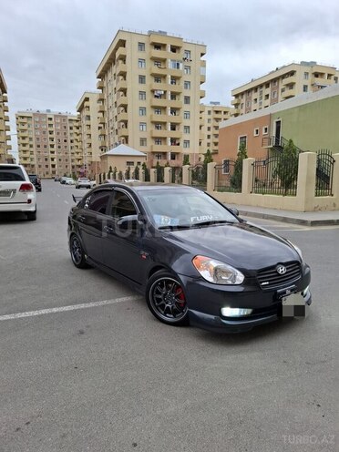 Hyundai Accent-5