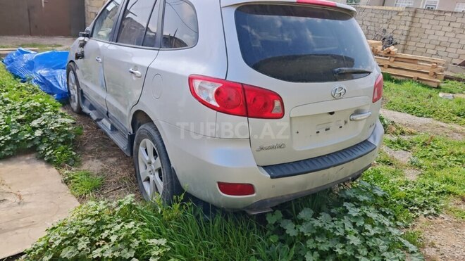 Hyundai Santa Fe-4