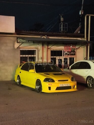 Honda Civic-1