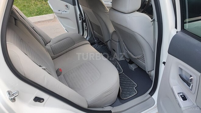 Kia Cerato-11