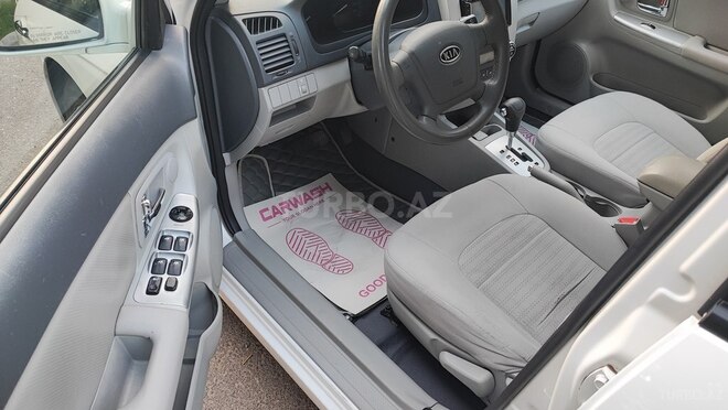 Kia Cerato-8