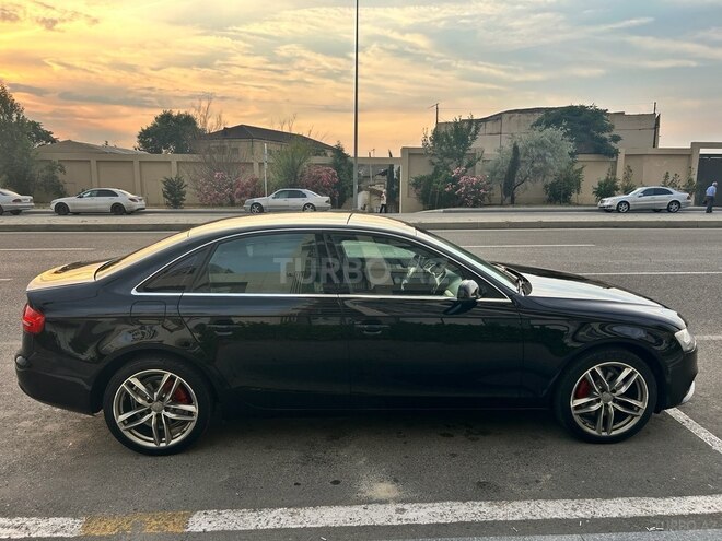 Audi A4-3