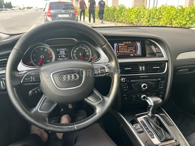 Audi A4-13