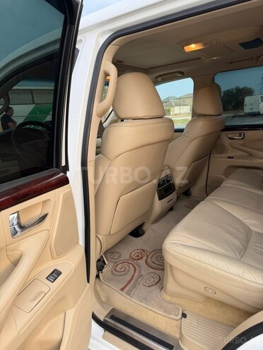 Lexus LX 570-7