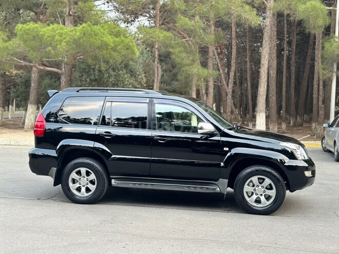 Toyota Land Cruiser Prado-11