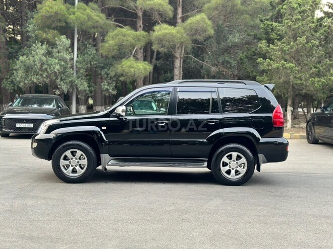 Toyota Land Cruiser Prado-18