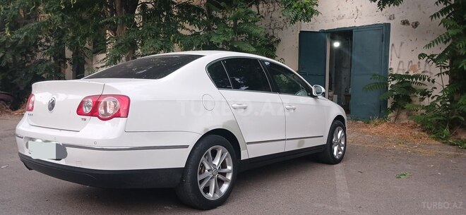 Volkswagen Passat-6
