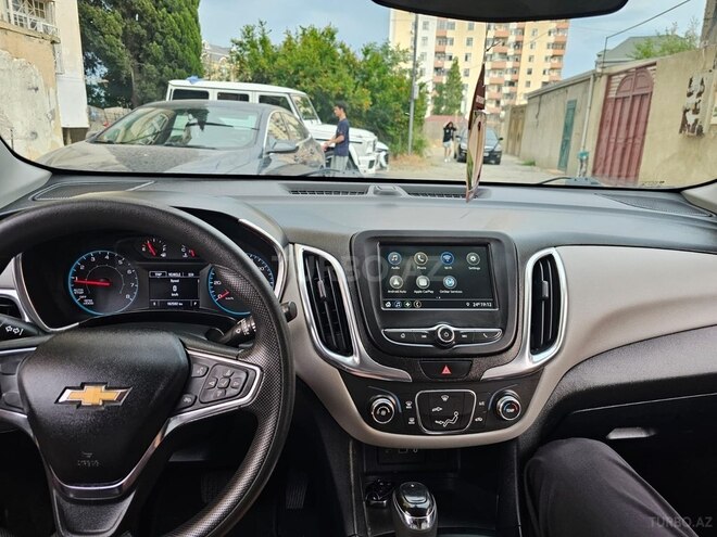 Chevrolet Equinox-12